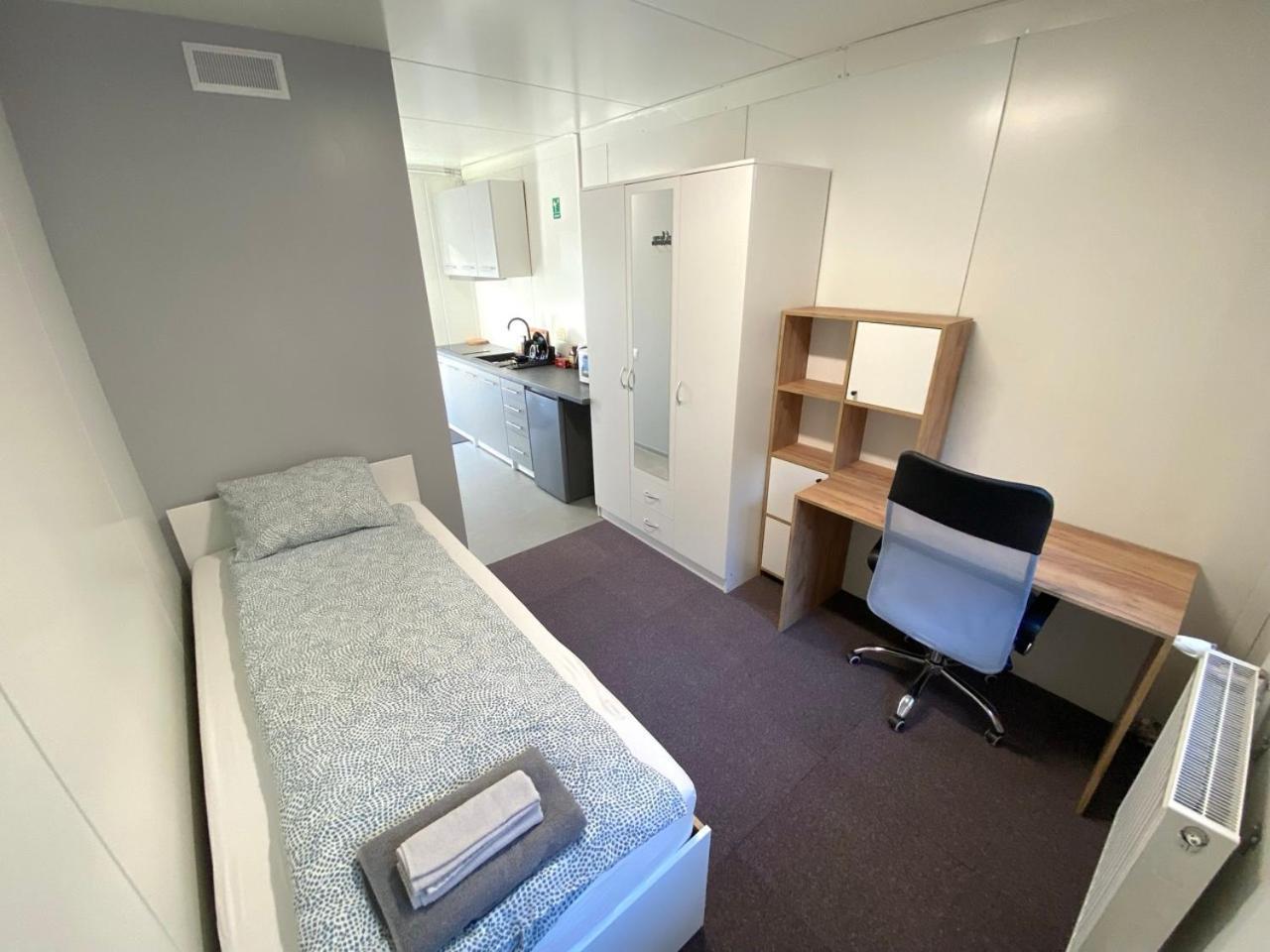 Student House Pawilony Lägenhet *